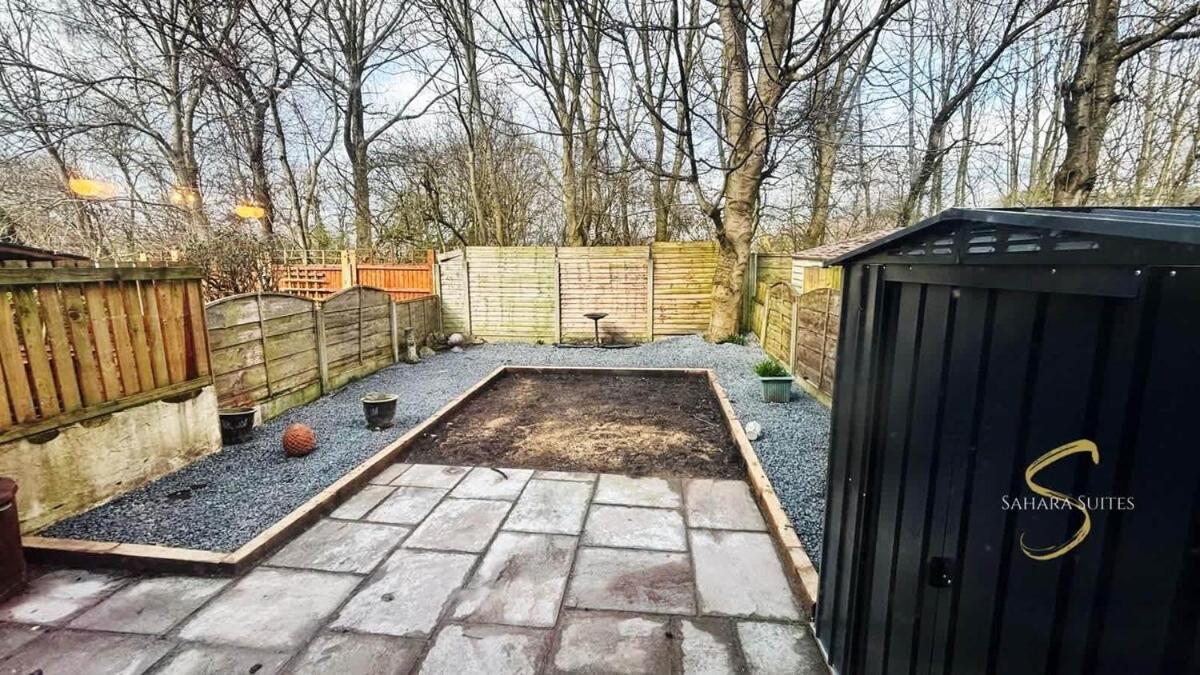 Stylish 2Bed - Manchester - Free Parking Hyde Dış mekan fotoğraf
